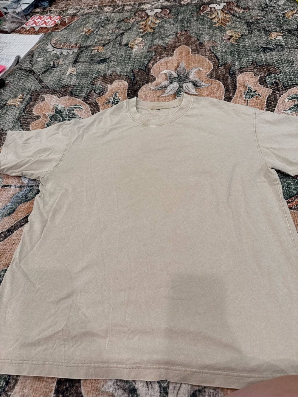 Tan vintage style 100% cotton t shirt size ??? see measurements.